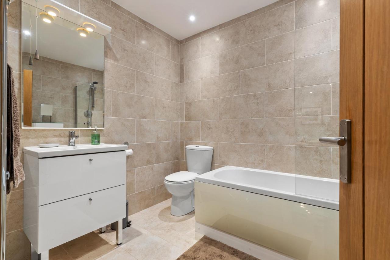Dolphins Apartment - Spectacular Sea Views Saundersfoot Exterior foto